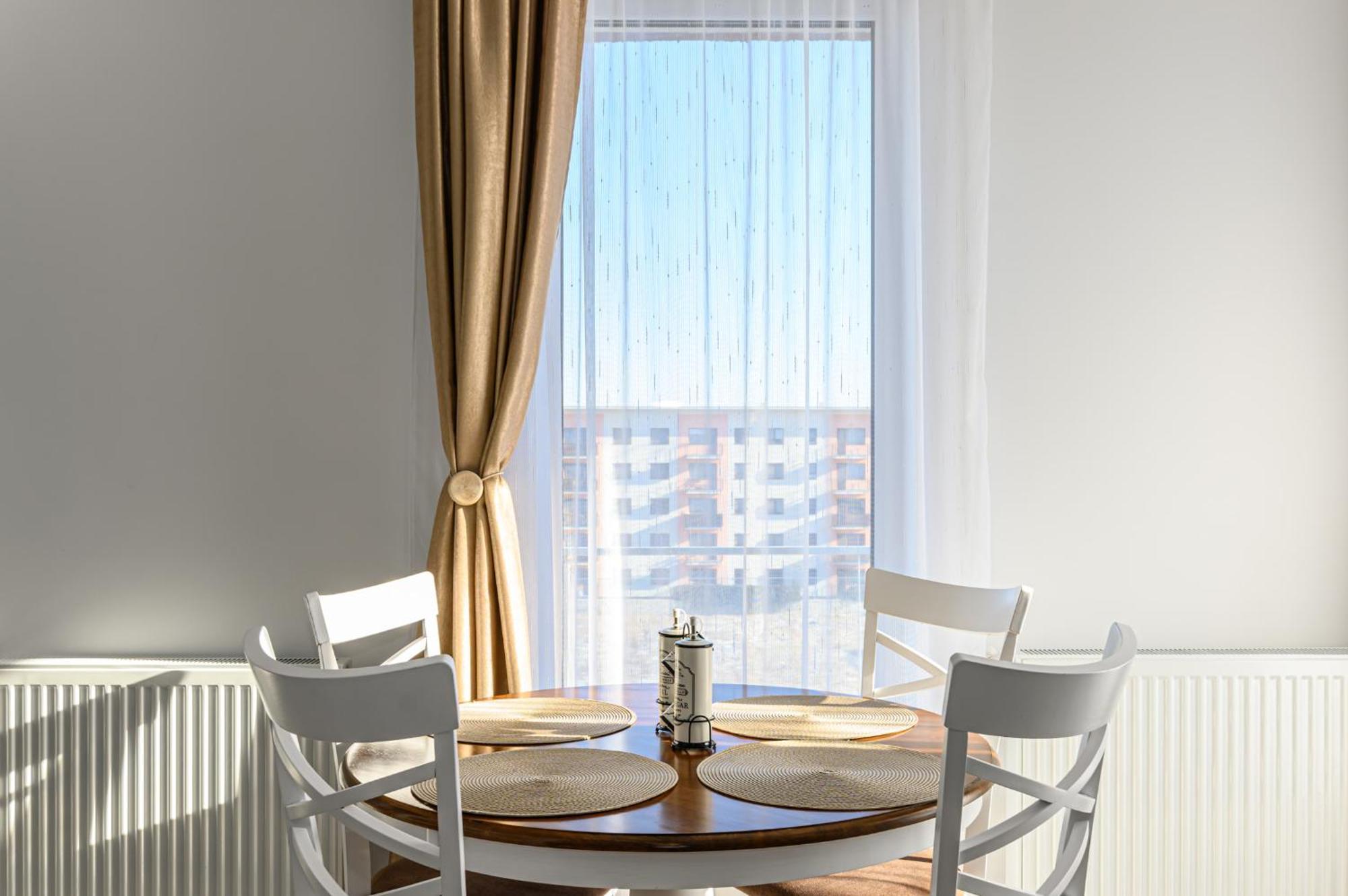 Mabu Apartment Brasov Luaran gambar